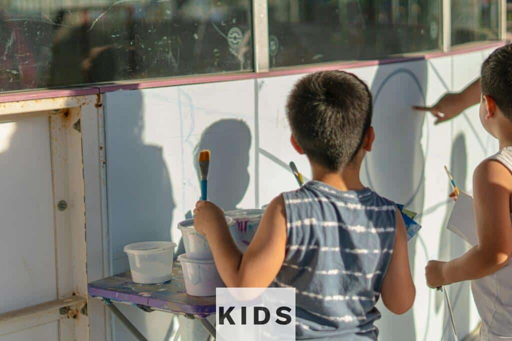 Pintura sin límites: actividades artísticas para niños
